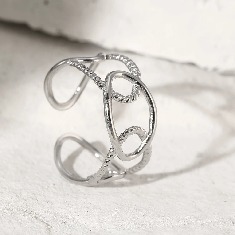 Stainless Steel Ring Trending Product Simple Atmosphere Openworked Geometric For Women Jewelry Banquet Creative Luxuries Gifts
