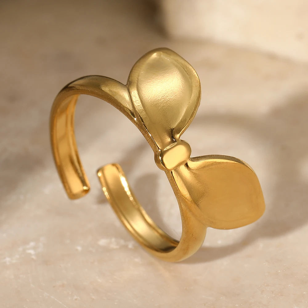 Stainless Steel Ring Trending Product Simple Atmosphere Openworked Geometric For Women Jewelry Banquet Creative Luxuries Gifts