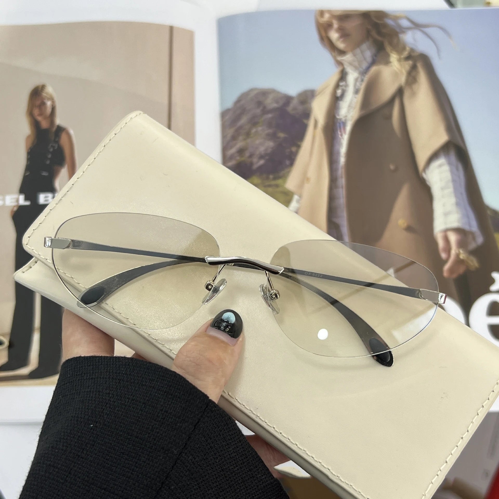 Korean Personalized Luxury frameless sunglasses Women Men High quality trending product Y2K futuristic hip-hop