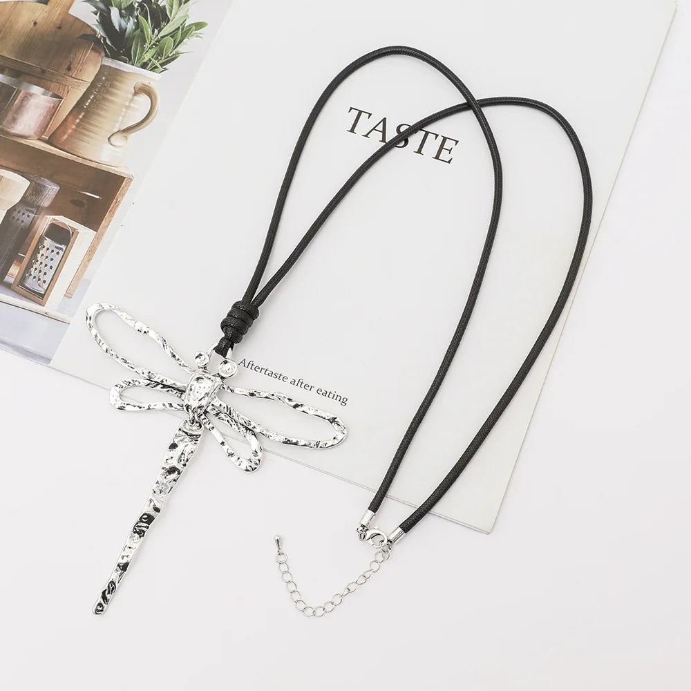 New in Silver Color Dragonfly Pendants Choker Necklace Gothic Korean Fashion Jewelry Accessories for Women