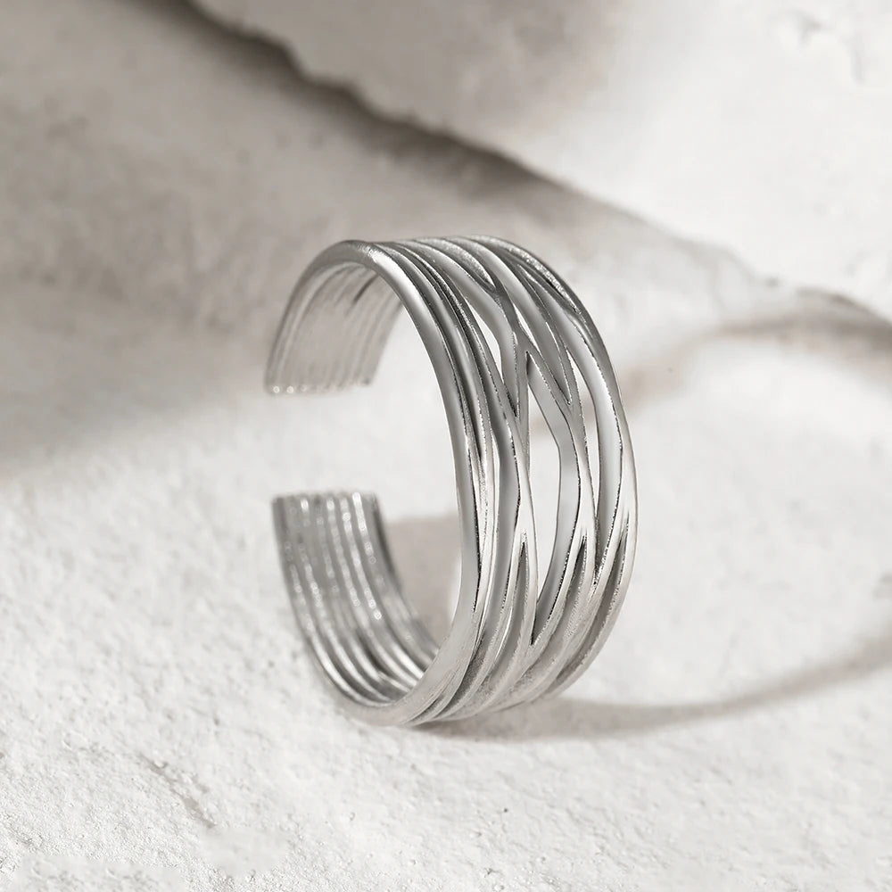Stainless Steel Ring Trending Product Simple Atmosphere Openworked Geometric For Women Jewelry Banquet Creative Luxuries Gifts